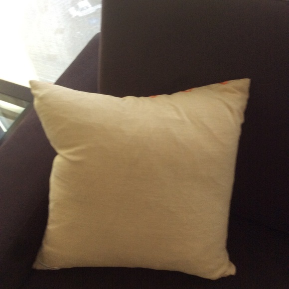 2 square beige linen decor pillow covers - Picture 2 of 2